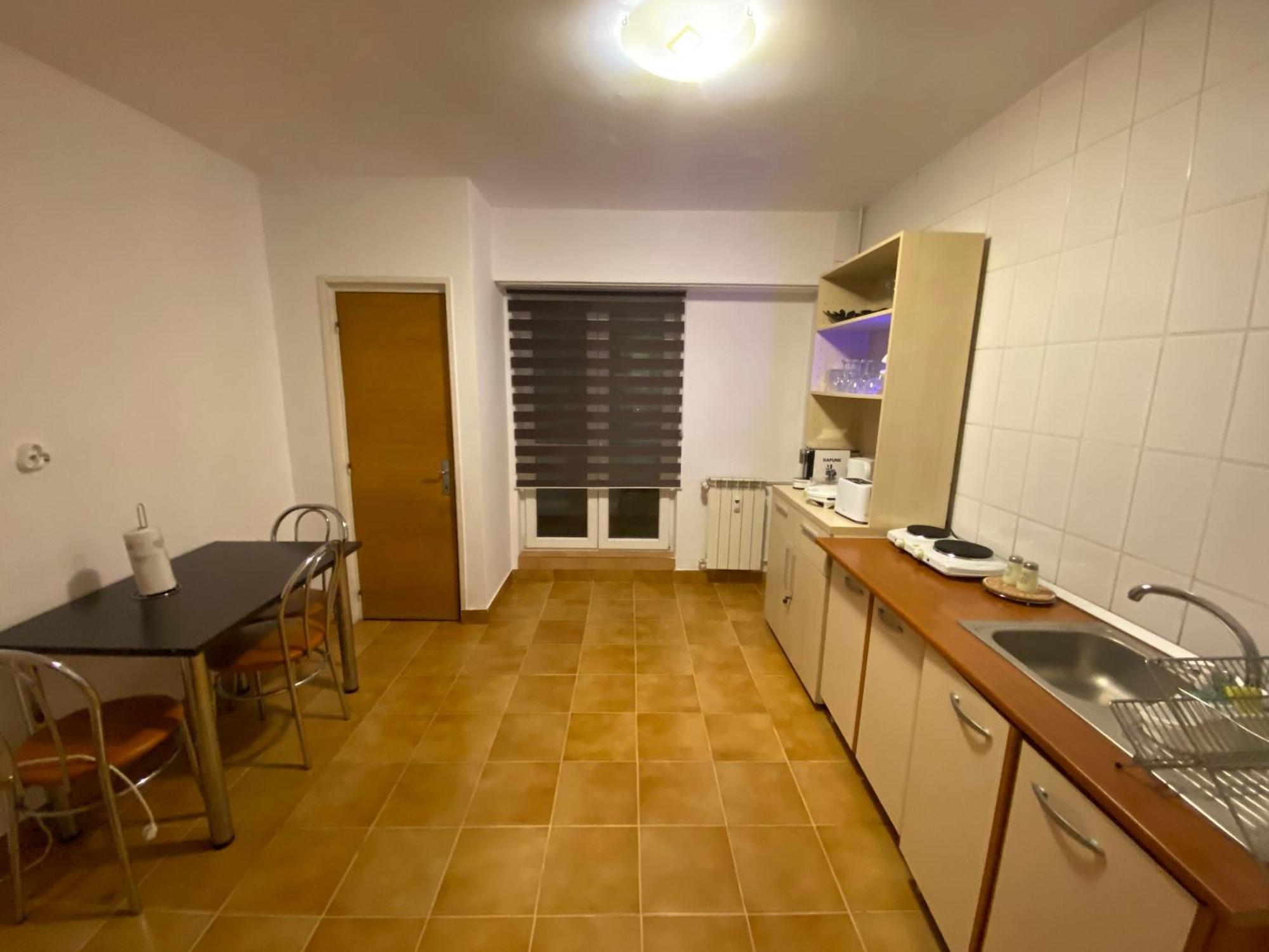 Central Relaxation Apartment Bukares Bagian luar foto
