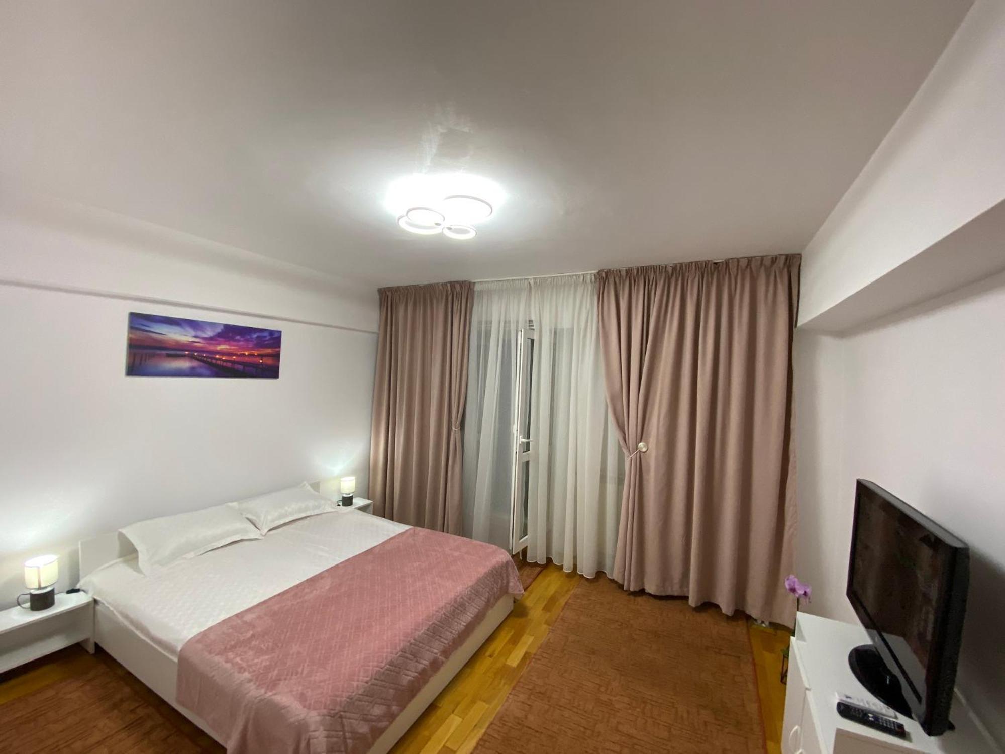 Central Relaxation Apartment Bukares Bagian luar foto