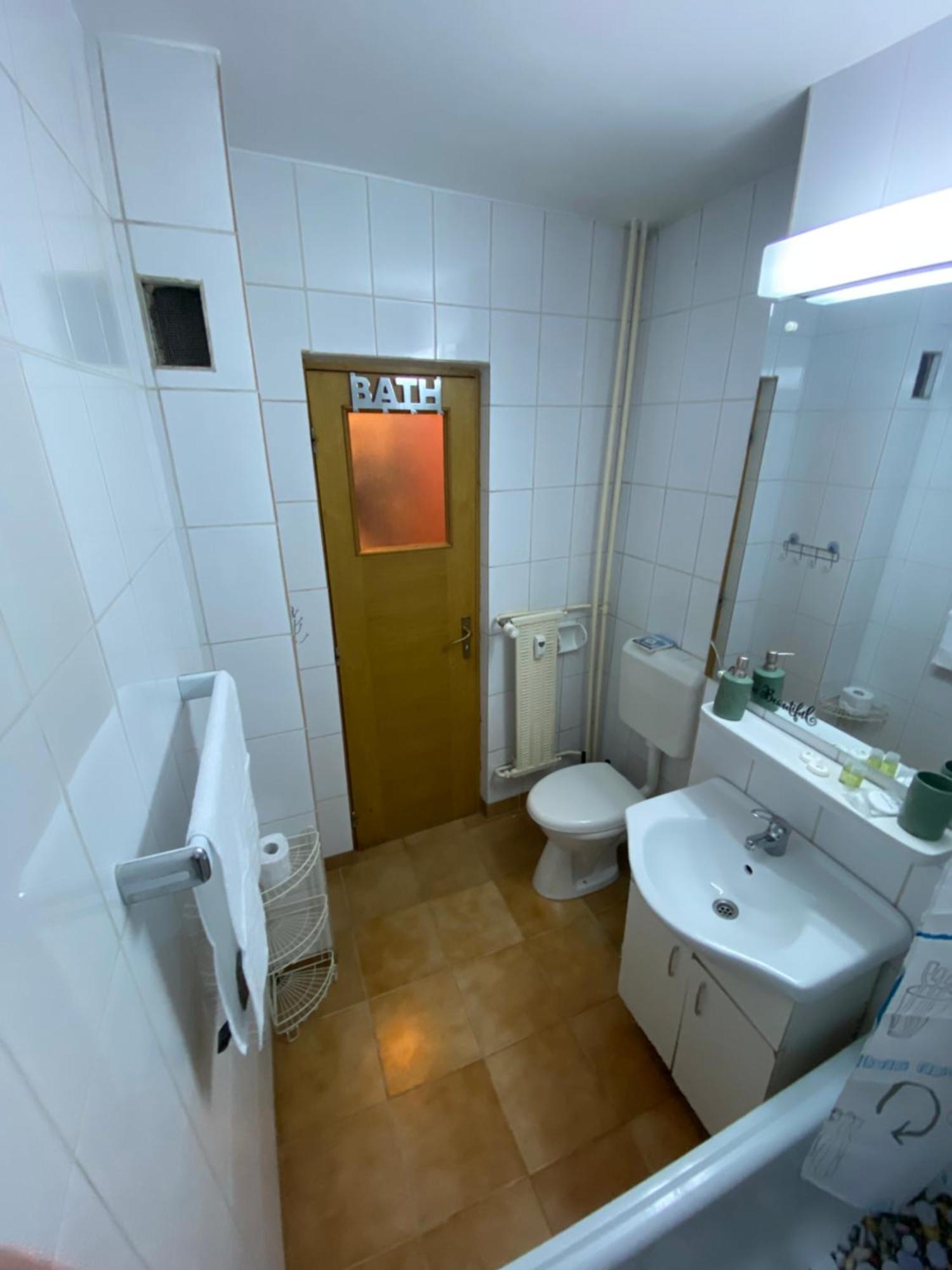 Central Relaxation Apartment Bukares Bagian luar foto